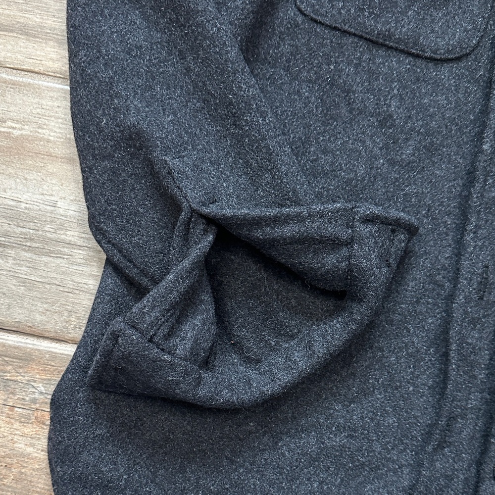 Anian Women's Black Button Down Shirt - Picture 5 of 16